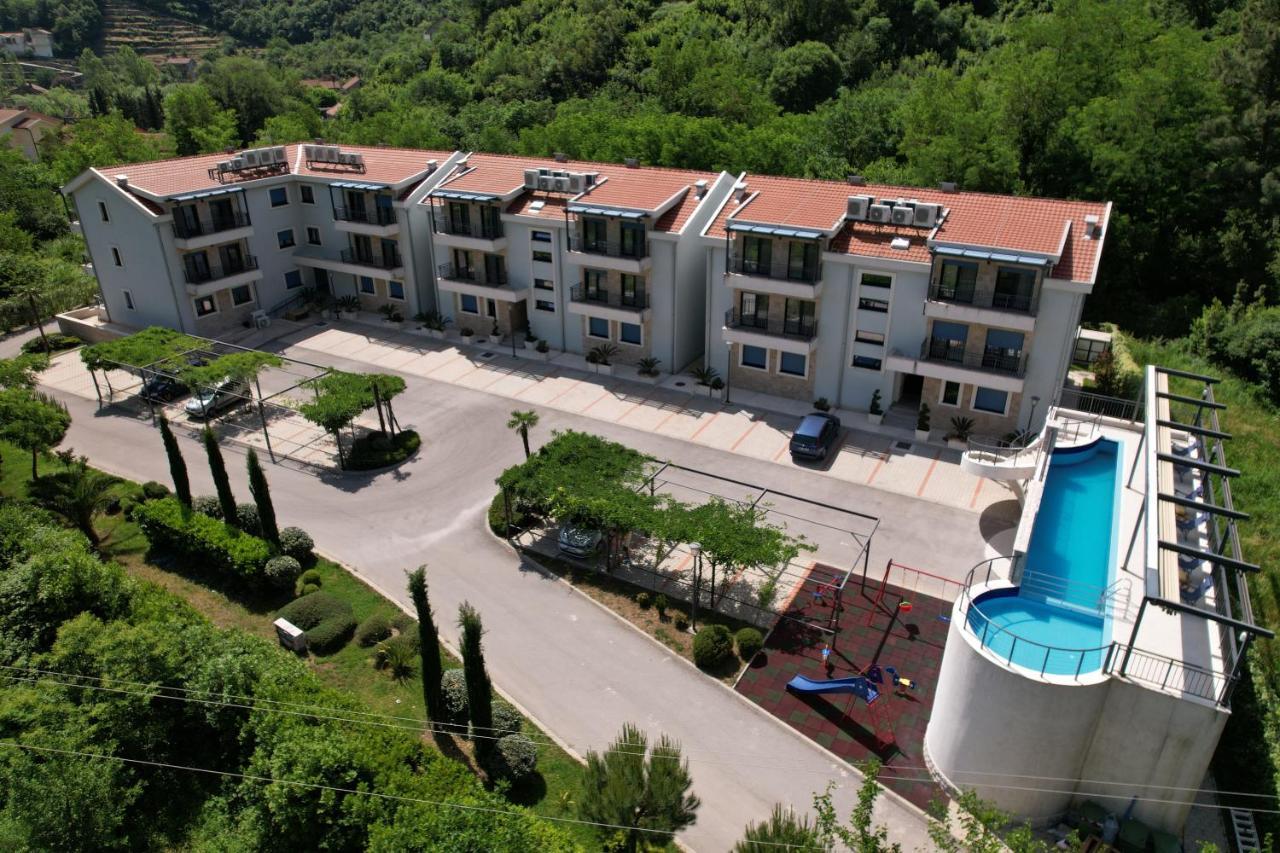Green Bay Apartments Morinj Kotor Exterior photo