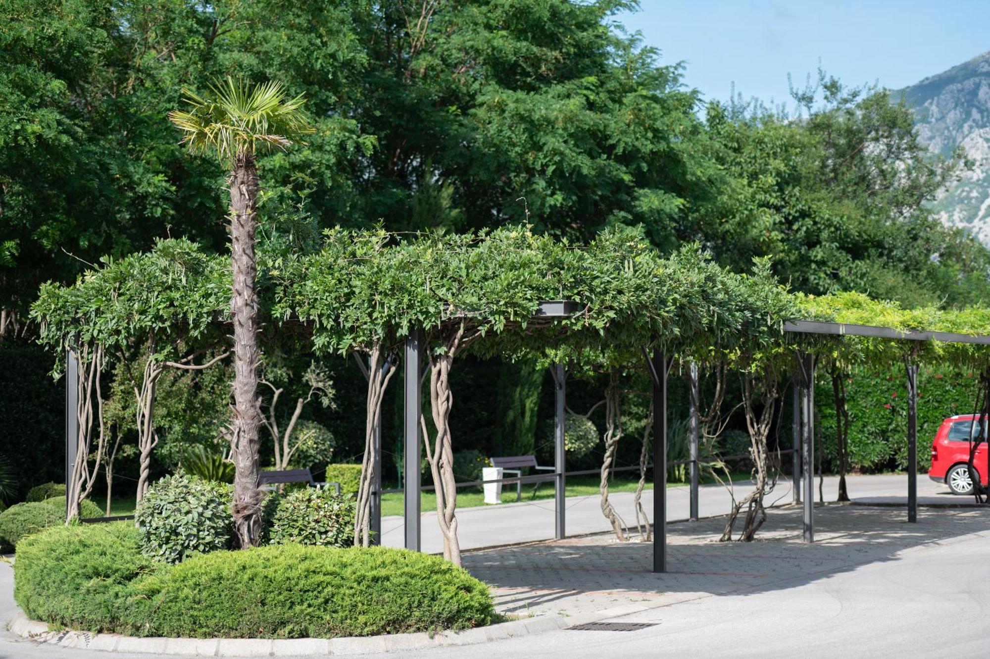Green Bay Apartments Morinj Kotor Exterior photo